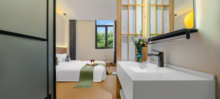 龙猫精灵酒店(景德镇陶阳里人民广场店)图片