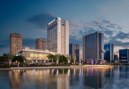 崑山时代皇冠假日酒店外景图