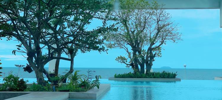 AERAS Beachfront Condominium Jomtien Pattaya图片