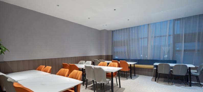 趣果酒店(汉阳钟家村地铁站店)图片