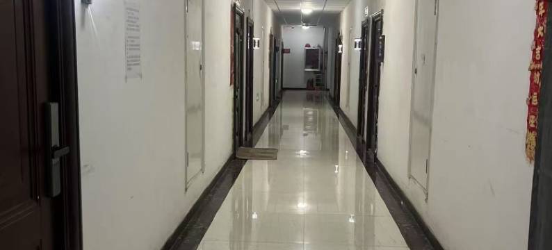 尚阁云顿民宿(太原武宿机场店)图片