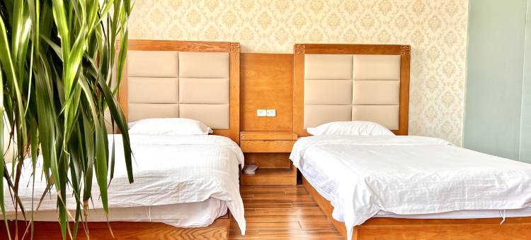 康保康巴诺尔酒店图片