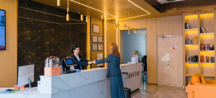 格林东方酒店(喀什古城景区艾提尕尔清真寺店)图片