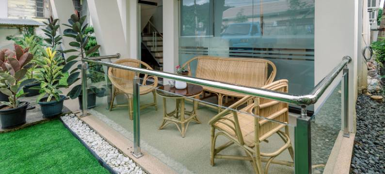 洛博克河畔旅馆及餐厅(LOBOC RIVERSIDE INN and RESTAURANT)图片