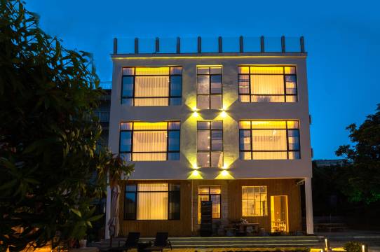 涠洲岛及岛•旅拍度假民宿(石螺口海滩店)