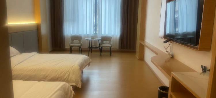 囊谦卡军商务大酒店图片