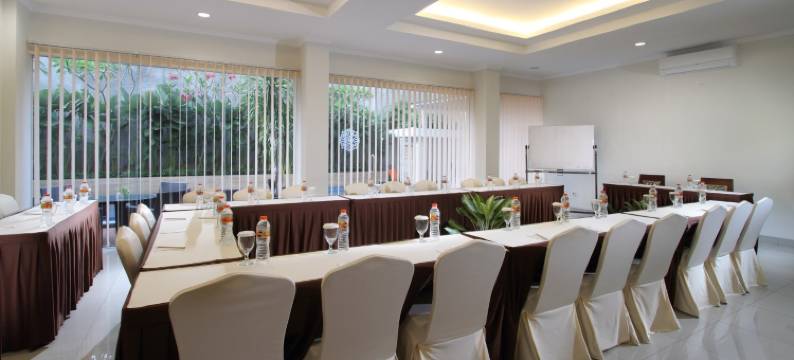 艾莫希亚马格奥波罗酒店(Emersia Malioboro Hotel)图片