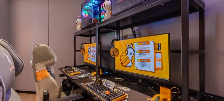 城小蜗电竞酒店(淮河路步行街大东门地铁站店)图片