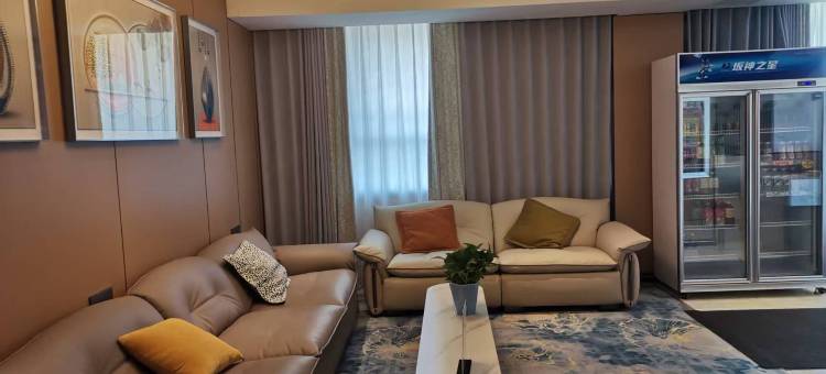 云庭酒店(奎屯汇嘉时代购物中心店)图片