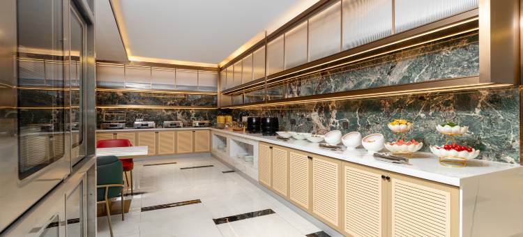 白玉兰商务酒店(临夏牡丹广场店)图片