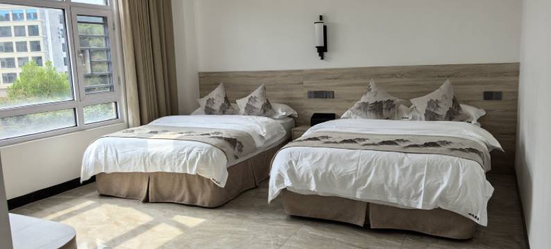 鸿运温泉民宿图片