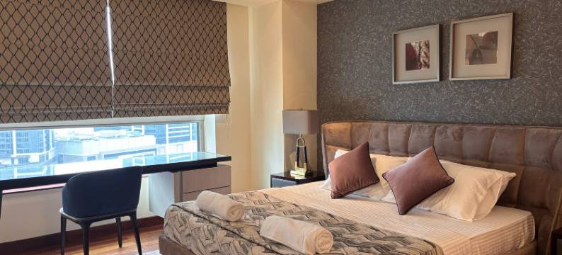 州长的天际线度假(Skyline Escapes by The Governor)图片