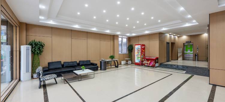 云景酒店(禹城贸易大厦新街口店)图片