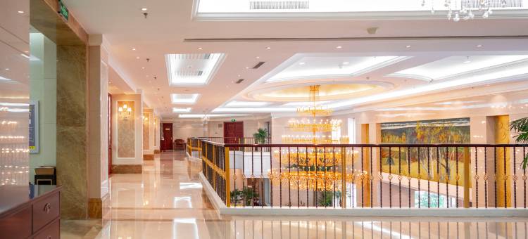 多伦龙栖湾大酒店图片