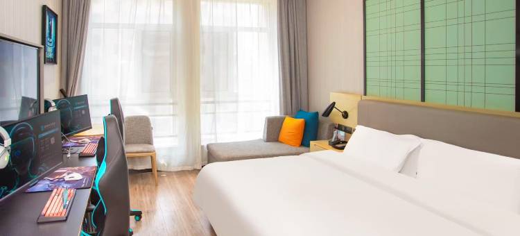 雷神电竞酒店(潍坊学院谷德广场店)图片