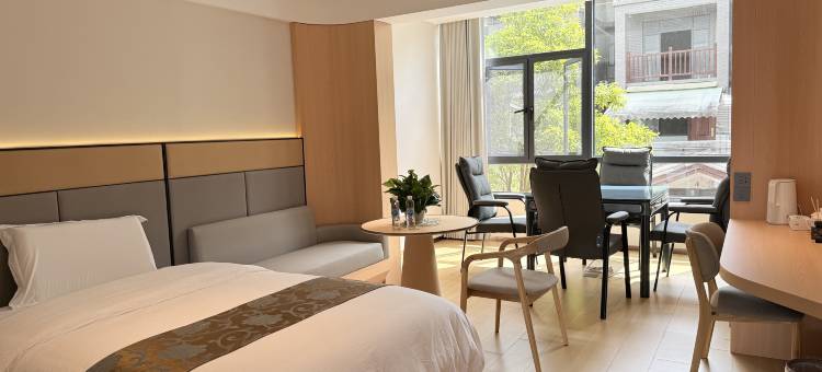 宜春泉街假日酒店(温汤古井泉街店)图片