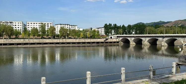 如家UP华驿精选酒店(集安大吉他广场店)图片