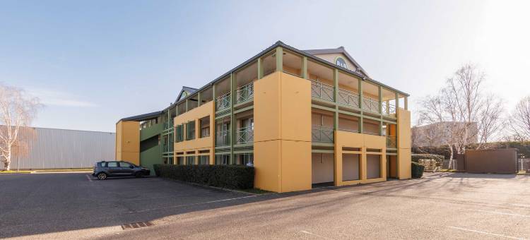 克莱蒙特费朗布雷泽机场民宿酒店(B&B Hotel Clermont-Ferrand le Brézet Aéroport)图片