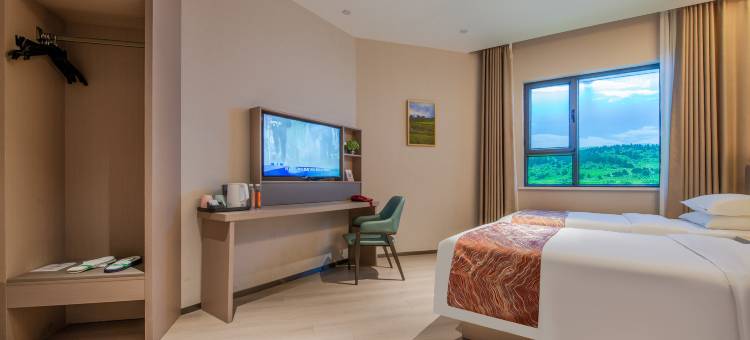 亿达观澜酒店(伊宁开发区火车站店)图片