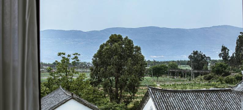 大理山下童话亲子民宿(富美邑洱海s湾生态廊道上段店)图片