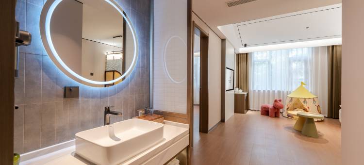 丽呈艾笙酒店(牡丹广场万达店)图片