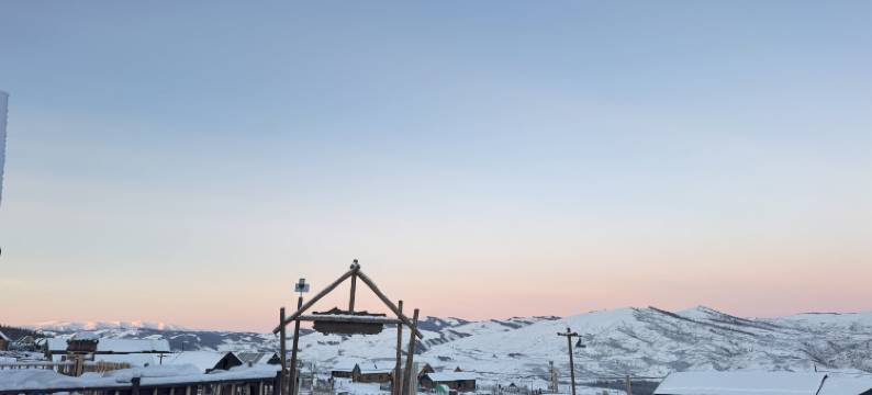 鹏游山居·弥野秘境Villa(白哈巴村店)图片