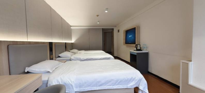 如家UP华驿精选酒店(潍坊火车站安顺路店)图片