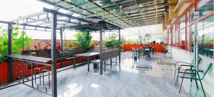 电玩鲸星轨电竞酒店(威宁草海火车站店)图片