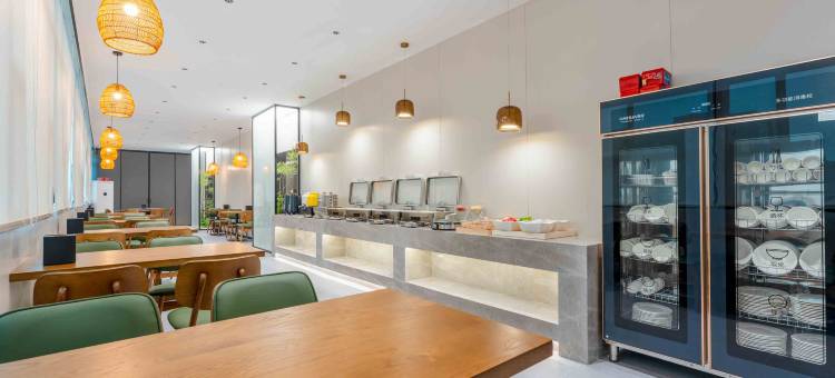 云漫逸境酒店(东莞长安万科广场店)图片