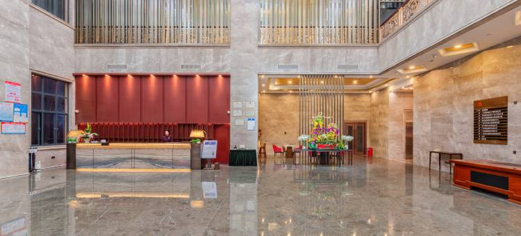 吴川海港大道金沙广场怡程酒店图片