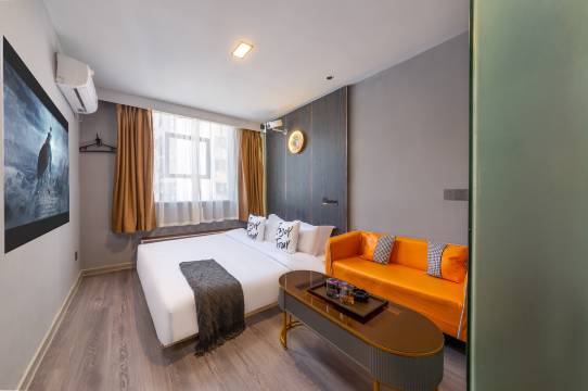 海口卡卡相寓 (国贸友谊阳光城店)