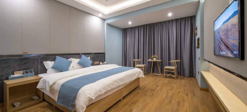 雍措大酒店图片