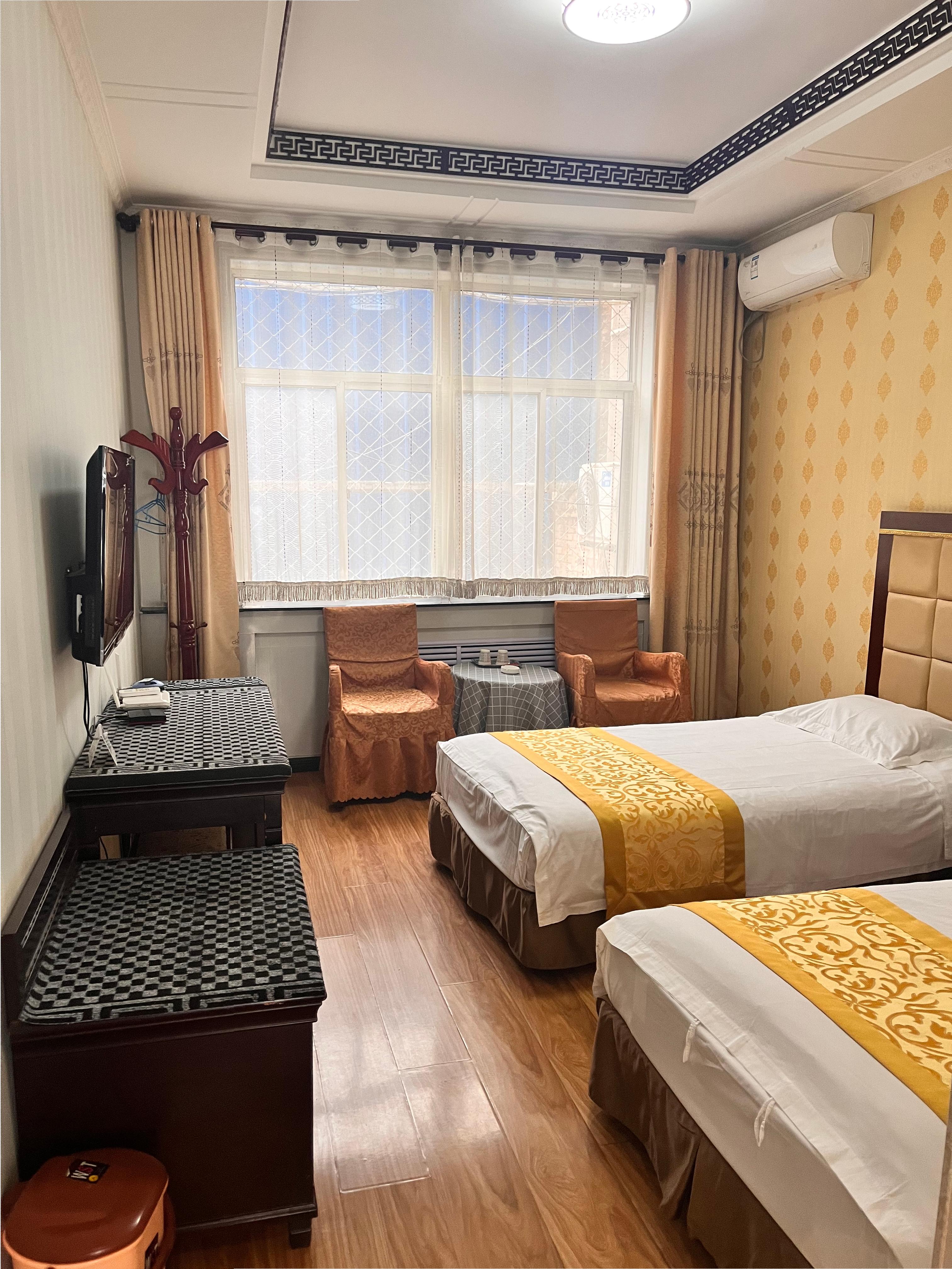 Luanchuan HotelOver view