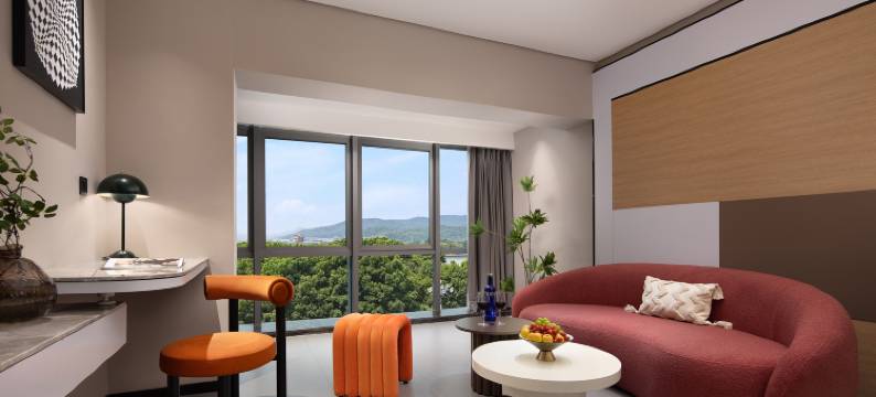 范思江景酒店(长沙五一广场碧沙湖地铁站店)图片