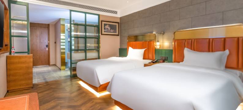 艺龙万国酒店(潍坊诸城市政府店)图片