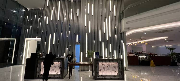 金峰酒店及套房-由可可特尔管理(Golden Peak Hotel & Suites powered by Cocotel)图片