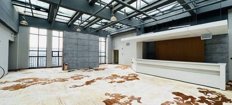 鸢都·湖景酒店(潍坊火车站南广场店)图片