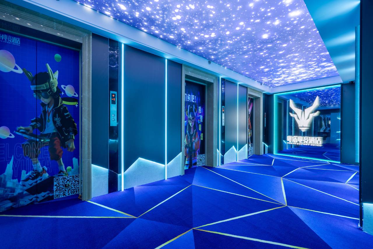 粤塔H电竞酒店(德思勤广场汽车南站店)图片