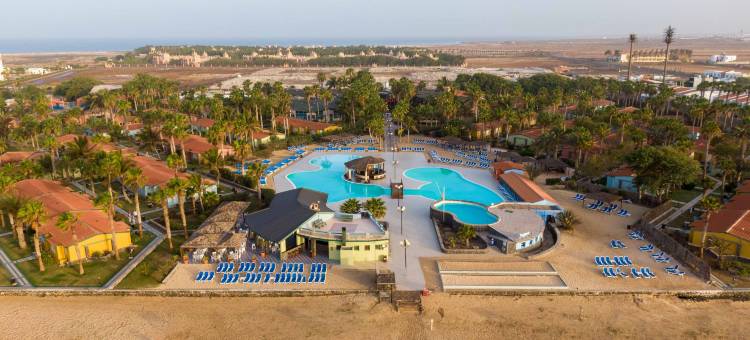 欧伊维拉杜法罗尔度假村(VOI Vila do Farol Resort)图片