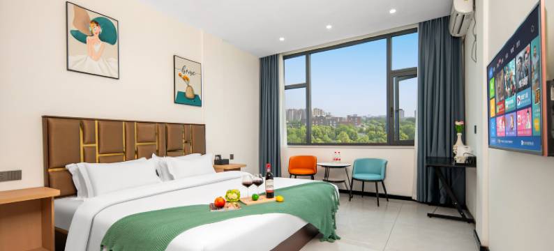 满庭酒店(洛阳龙门高铁站宝龙广场店)图片