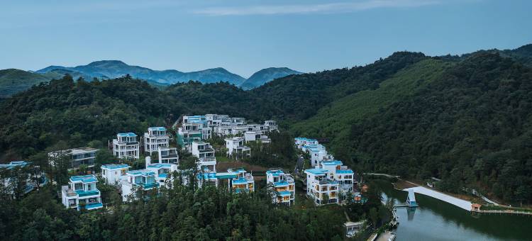 莫干山高山森林探险乐园·悬泳诗莉莉酒店图片