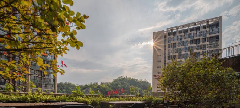 瑞莱屋酒店(贵阳高铁北站店)图片