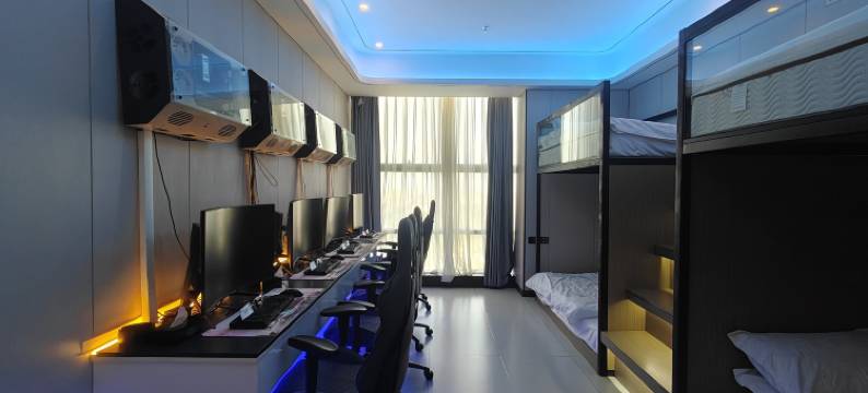 雲潮尚电竞酒店(永修县政府人民广场店)图片