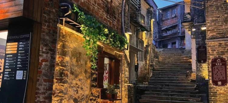 铂曼电竞酒店(江门东方广场店)图片