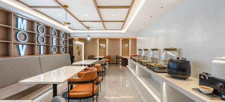 有戏酒店(西安钟鼓楼永宁门地铁站店)图片