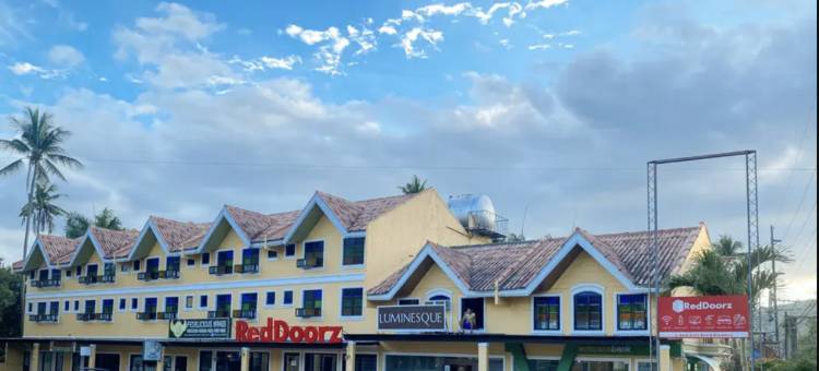 红多兹@ 巴莱索非亚八打雁住宿加早餐旅馆(RedDoorz Plus @ Balai Sofia Bed & Breakfast Batangas)图片