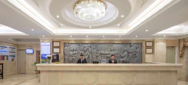 维也纳酒店(深圳观澜长湖地铁站店)图片