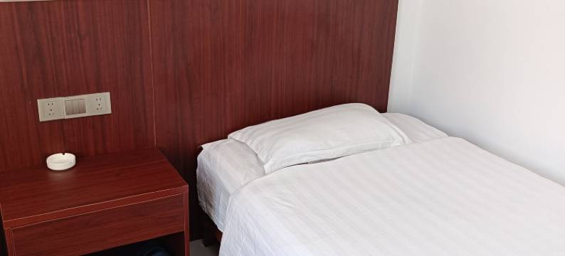 海勃湾区鸿泰宾馆图片