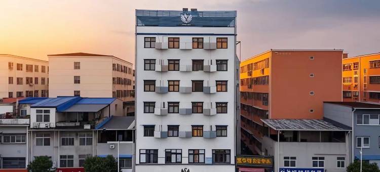 桑尼贝尔连锁酒店(鲁山墨公路火车站店)图片