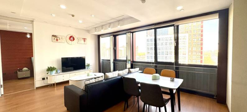 大悦公寓(朝阳高铁站店)图片